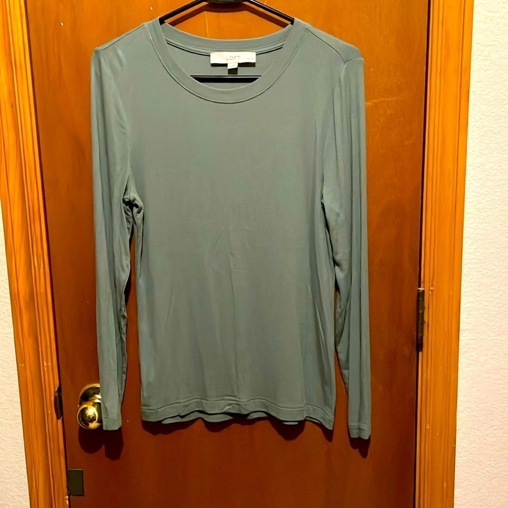 Loft Seafoam Green/Slate T-Shirt Super Soft and Lightweight